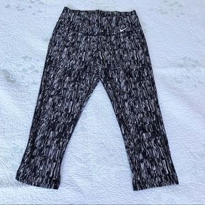 Nike workout leggings